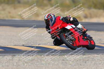 media/Mar-21-2025-CVMA Friday Practice (Fri) [[30cd4fe323]]/2-Racer 1/Session 3 (Turn 3)/